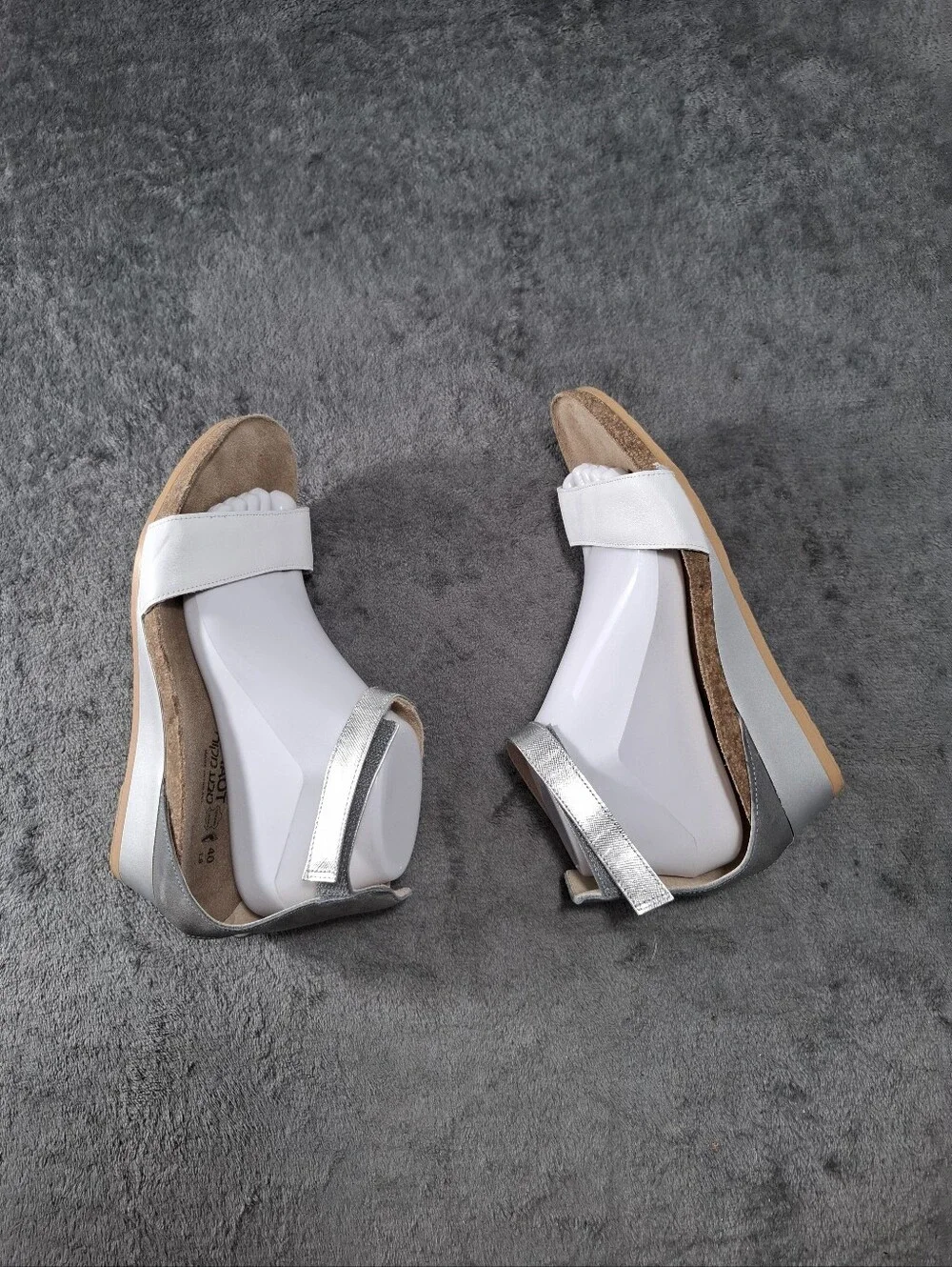 NAOT 5016 Pixie Low Wedge Sandals  White Silver Vintage Slate Leather Sz 40 9